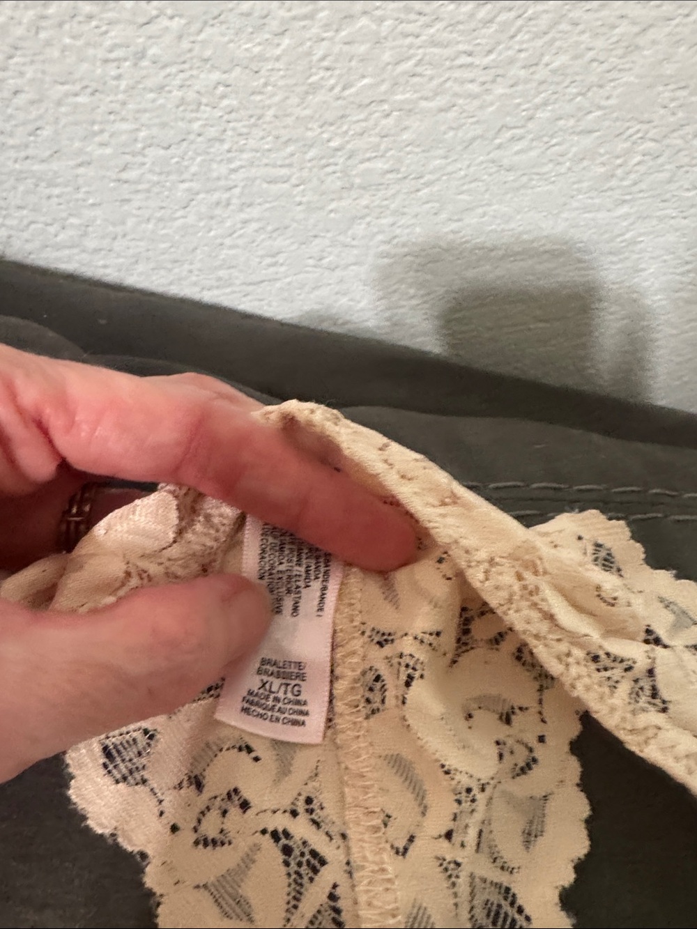 Lace Bralette in Light Blush - Picture 5 of 6